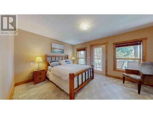 5401 Lakeshore Drive Unit# 113, Osoyoos, BC - Indoor Photo Showing Bedroom