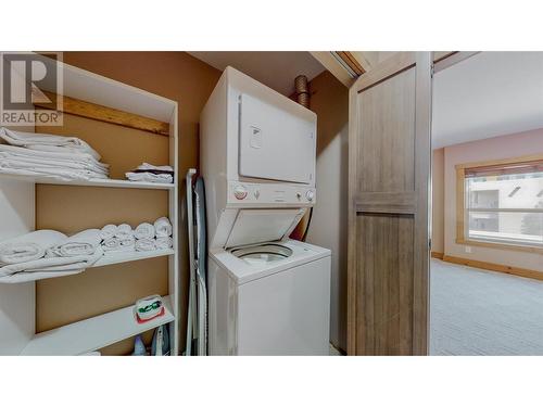 5401 Lakeshore Drive Unit# 113, Osoyoos, BC - Indoor Photo Showing Laundry Room