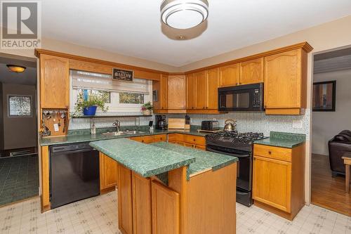 225 Woodward Avenue, Blind River, ON - Indoor Photo Showing Kitchen With Double Sink