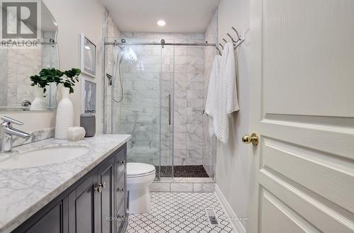 448 White Drive, Milton (Timberlea), ON - Indoor Photo Showing Bathroom