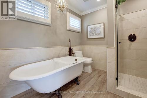 448 White Drive, Milton, ON - Indoor Photo Showing Bathroom