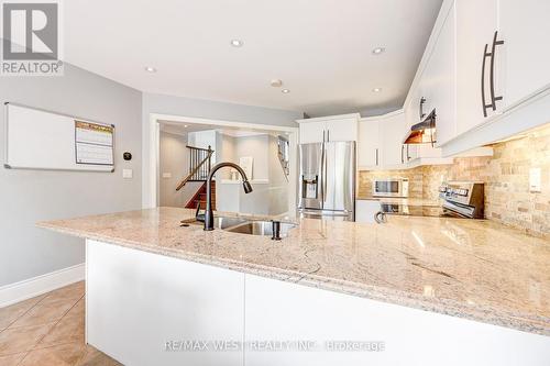 4177 Thomas Alton Boulevard, Burlington, ON - Indoor Photo Showing Kitchen With Double Sink