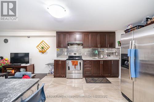 70 Abitibi Lake Drive, Brampton, ON - Indoor Photo Showing Kitchen