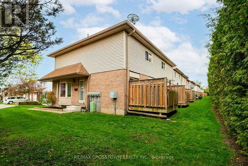 65 - 31 Parkview Drive N, Orangeville, ON - Outdoor