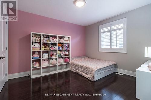 729 Queensway W, Mississauga, ON - Indoor Photo Showing Bedroom