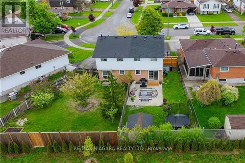 7715 Ronnie Crescent, Niagara Falls, ON - Outdoor With View