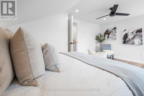 12 Shelley Drive, Kawartha Lakes, ON - Indoor Photo Showing Bedroom