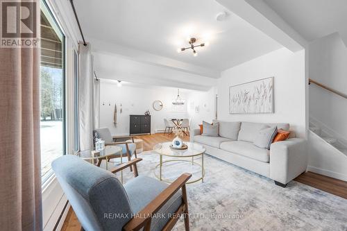 12 Shelley Drive, Kawartha Lakes, ON - Indoor Photo Showing Living Room