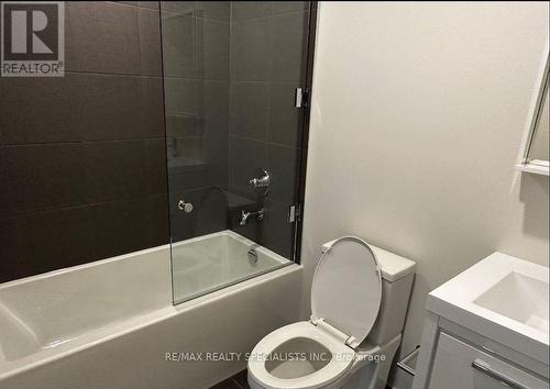 1016 - 212 King William Street, Hamilton, ON - Indoor Photo Showing Bathroom