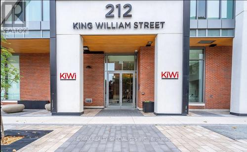 1016 - 212 King William Street, Hamilton (Beasley), ON - Outdoor