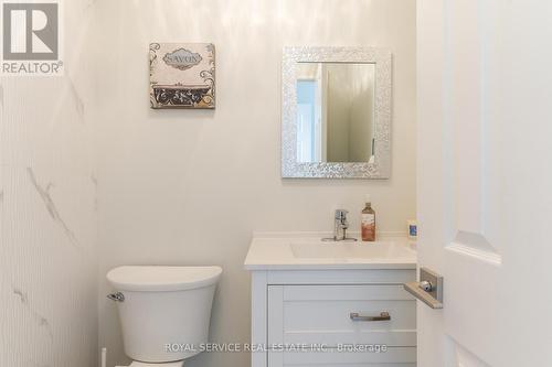 2138 Lorraine Drive, Peterborough, ON - Indoor Photo Showing Bathroom