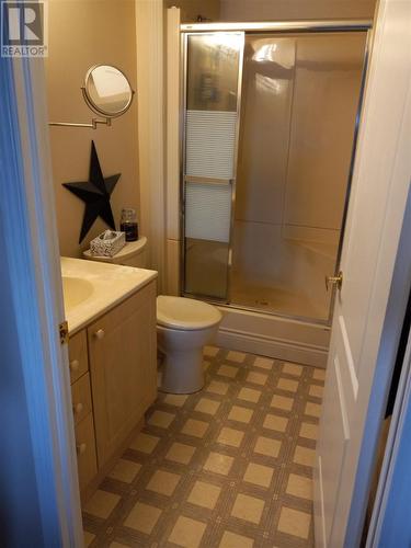711 Bay St # 201, Sault Ste. Marie, ON - Indoor Photo Showing Bathroom