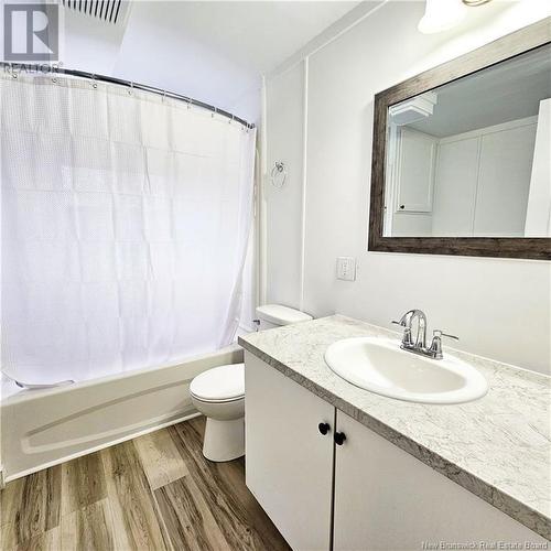 241 Poplar, Beresford, NB - Indoor Photo Showing Bathroom