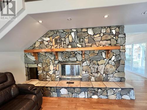 3765 S 97 Highway, Quesnel, BC - Indoor With Fireplace