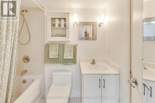 151 - 415 Jarvis Street, Toronto, ON - Indoor Photo Showing Bathroom
