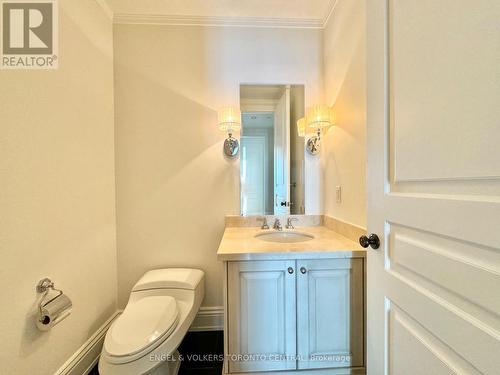 3404 - 183 Wellington Street W, Toronto, ON - Indoor Photo Showing Bathroom