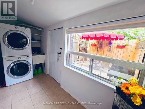 259 Claremont Street, Toronto, ON - Indoor Photo Showing Laundry Room