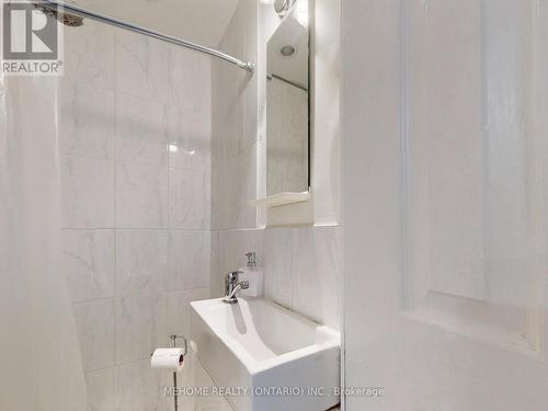 259 Claremont Street, Toronto, ON - Indoor Photo Showing Bathroom