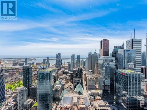 5807 - 197 Yonge Street, Toronto, ON - Outdoor With View