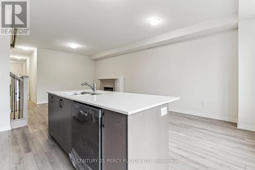102 Turnberry Lane, Barrie, ON - Indoor Photo Showing Kitchen With Double Sink