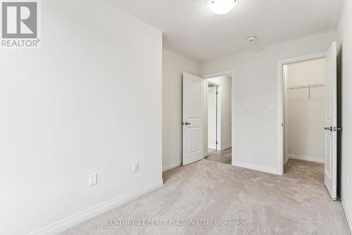 102 Turnberry Lane, Barrie, ON - Indoor Photo Showing Other Room