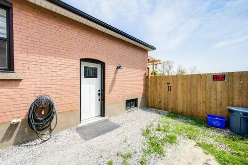 233 1/2 Pelham Road, St. Catharines, ON - Outdoor With Exterior