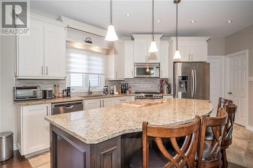 105 Emily Jade Crescent, Cornwall, ON - Indoor Photo Showing Kitchen With Upgraded Kitchen