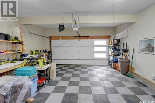 105 3121 Green Bank Road, Regina, SK - Indoor Photo Showing Garage