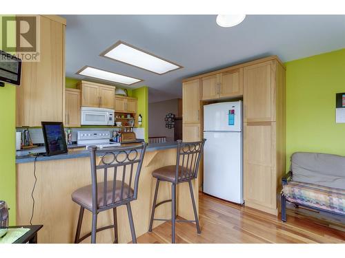1145 Caledonia Way, West Kelowna, BC - Indoor Photo Showing Kitchen
