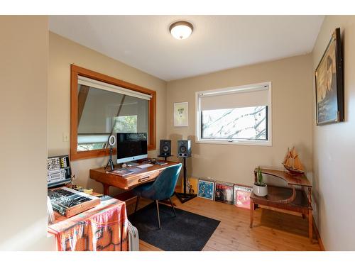 1109 Selby Street, Nelson, BC - Indoor Photo Showing Office