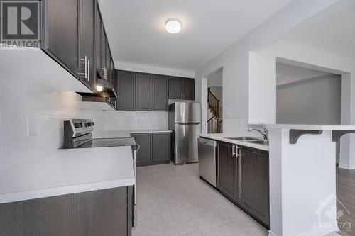 801 Regulus Ridge, Ottawa, ON - Indoor Photo Showing Kitchen With Double Sink