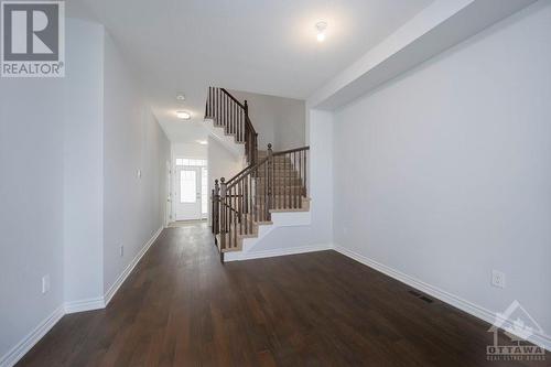 801 Regulus Ridge, Ottawa, ON - Indoor Photo Showing Other Room