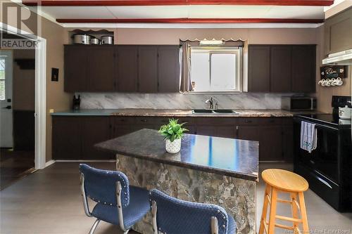 1466 Route 705, Wickham, NB - Indoor Photo Showing Kitchen With Double Sink