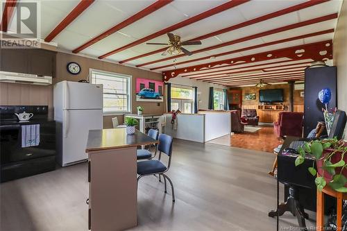 1466 Route 705, Wickham, NB - Indoor Photo Showing Kitchen