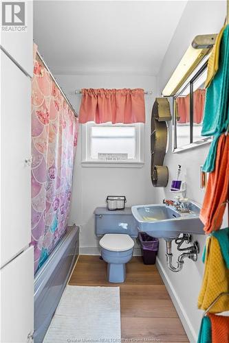 33 Hamilton St, Shediac, NB - Indoor Photo Showing Bathroom
