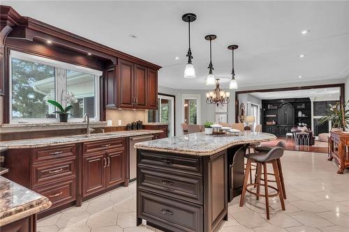 200 Green Mountain Road E, Stoney Creek, ON - Indoor Photo Showing Kitchen With Double Sink