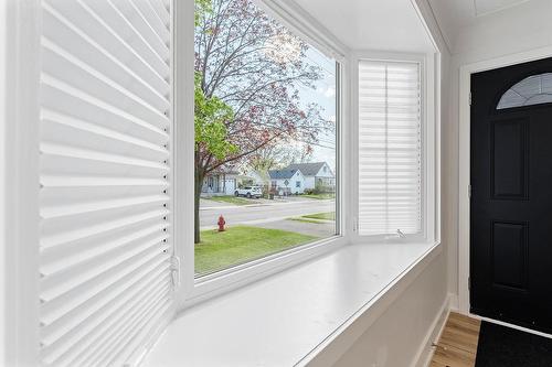 161 Glow Avenue, Hamilton, ON - Indoor Photo Showing Other Room