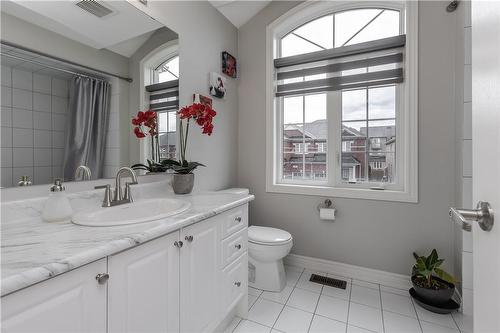 87 Humphrey Street, Waterdown, ON - Indoor Photo Showing Bathroom