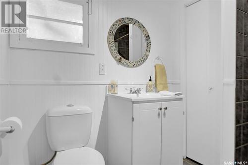 210 Osment Avenue, Katepwa Beach, SK - Indoor Photo Showing Bathroom