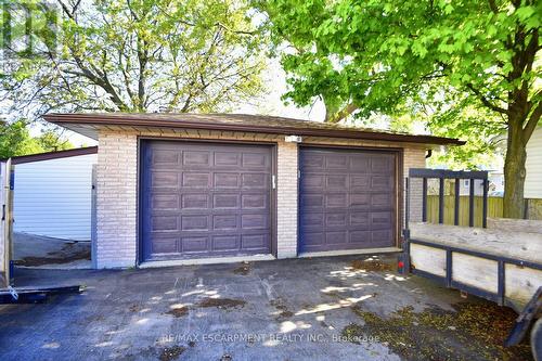 647 Limeridge Road E, Hamilton, ON - Outdoor With Exterior