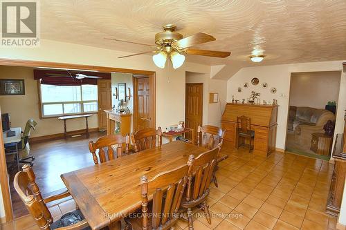 647 Limeridge Road E, Hamilton, ON - Indoor Photo Showing Dining Room