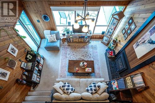 194 Trevor  Street, Nelson, BC - Indoor Photo Showing Living Room With Fireplace