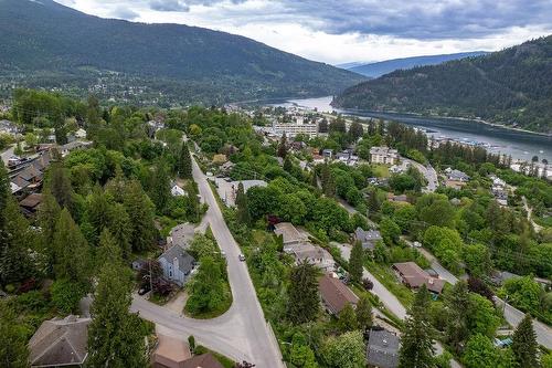 194 Trevor Street, Nelson, BC - Outdoor With Body Of Water With View