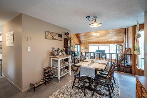 194 Trevor Street, Nelson, BC - Indoor Photo Showing Dining Room