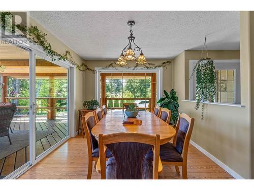 285 Kault Hill Road, Salmon Arm, BC - Indoor Photo Showing Dining Room