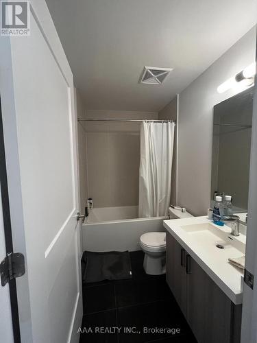 Th55 - 1040 Portage Parkway, Vaughan, ON - Indoor Photo Showing Bathroom