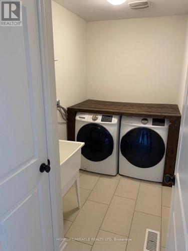 123 Powell Road, Brantford, ON - Indoor Photo Showing Laundry Room