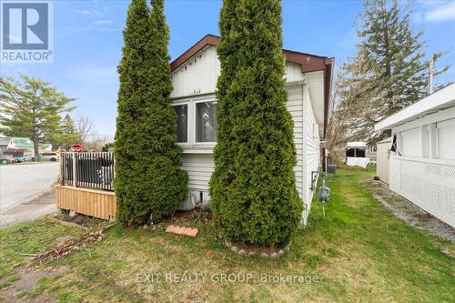 75 - 63 Whites Road, Quinte West, ON - Outdoor