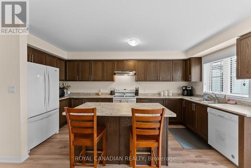 18 Loana Lane, Clarington, ON - Indoor Photo Showing Kitchen With Double Sink