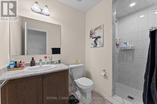 18 Loana Lane, Clarington, ON - Indoor Photo Showing Bathroom